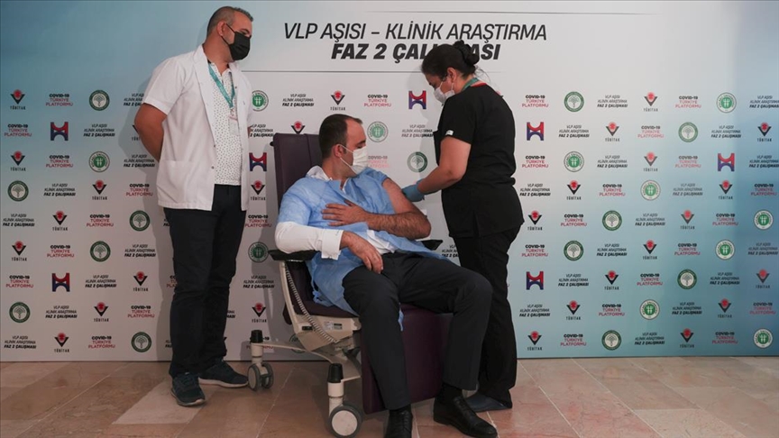 VLP temelli yerli Kovid-19 aşısı Faz-2 aşamasında İstanbul'daki gönüllülere uygulanmaya başlandı