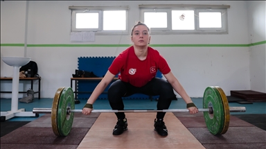 Türkiye'nin Gururu Kadın Sporcular: Nuray Levent