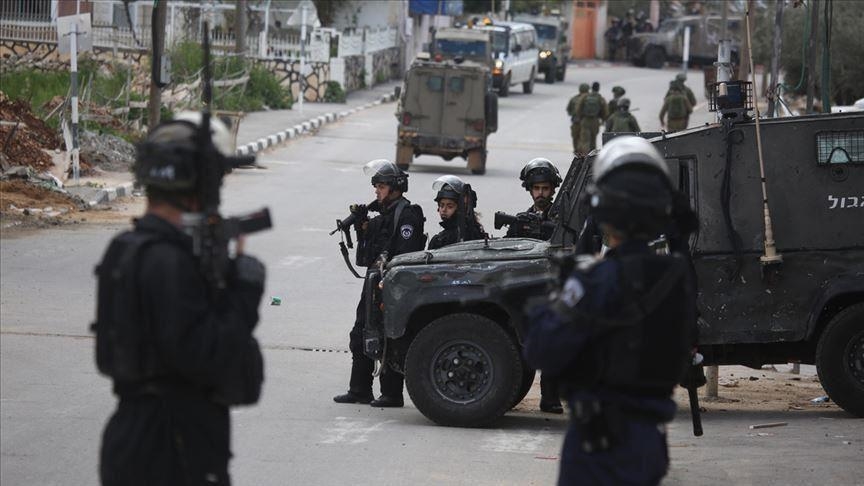 L'armée israélienne détruit une conduite d'eau dans le sud de la Cisjordanie occupée