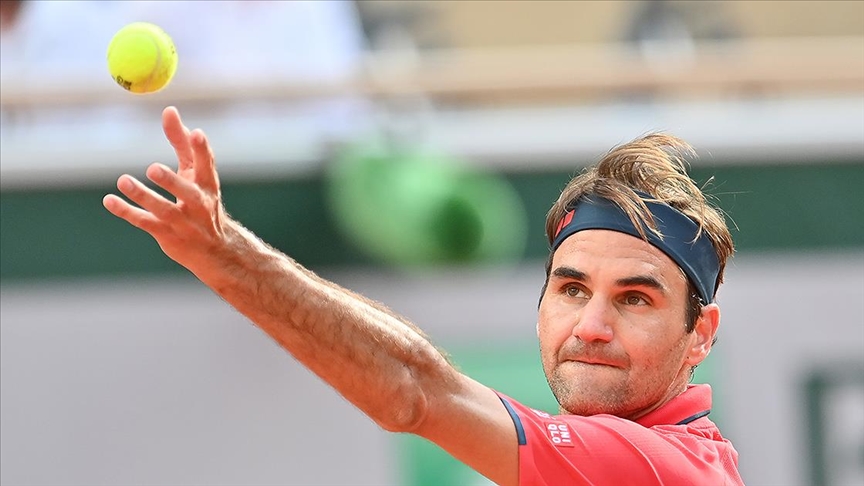 Federer Wimbledon'da son 8'e kaldı