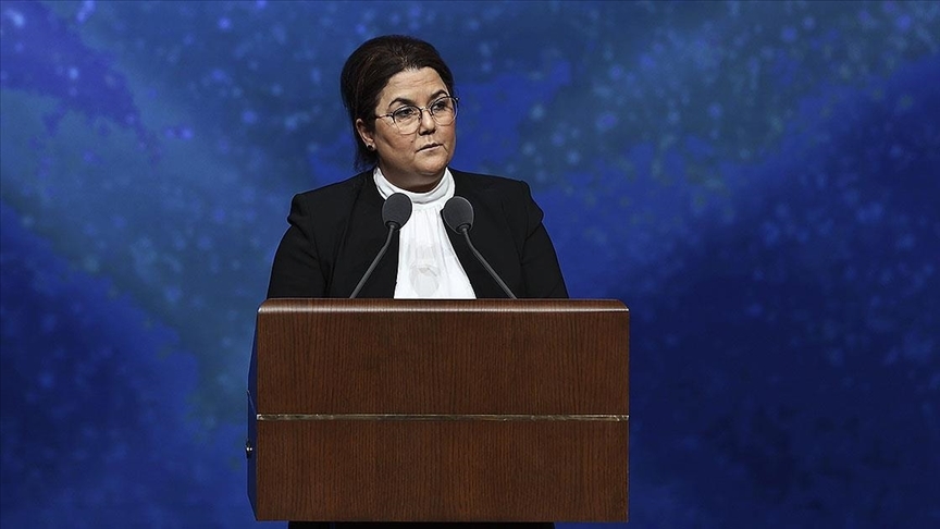 Bakan Yanık, kamuoyuna yansıyan çizim ve yazışmaların Elmalı'daki istismar davasına ait olmadığını açıkladı