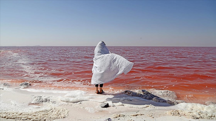 Urumiye Gölü'nün kuruması tehlikesi İran'ı ve bölgeyi tehdit ediyor