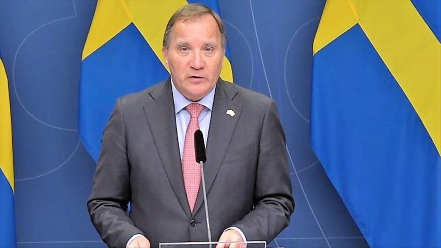 Sweden's caretaker premier wins parliament vote to form gov't