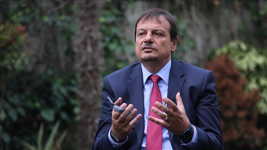 Anadolu Efes coach Ergin Ataman dreams of taking skills to NBA