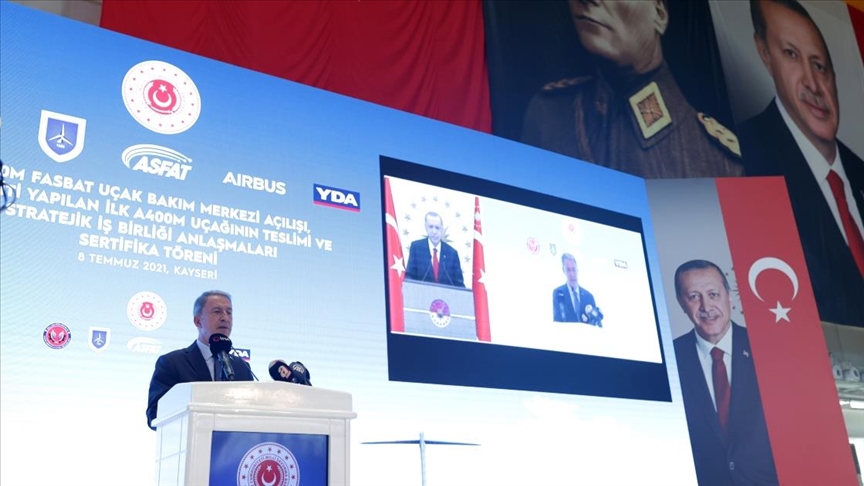 Milli Savunma Bakanı Akar: Savunma sanayisindeki kazanımların Devrim akıbeti gibi olmasına asla müsaade etmeyeceğiz