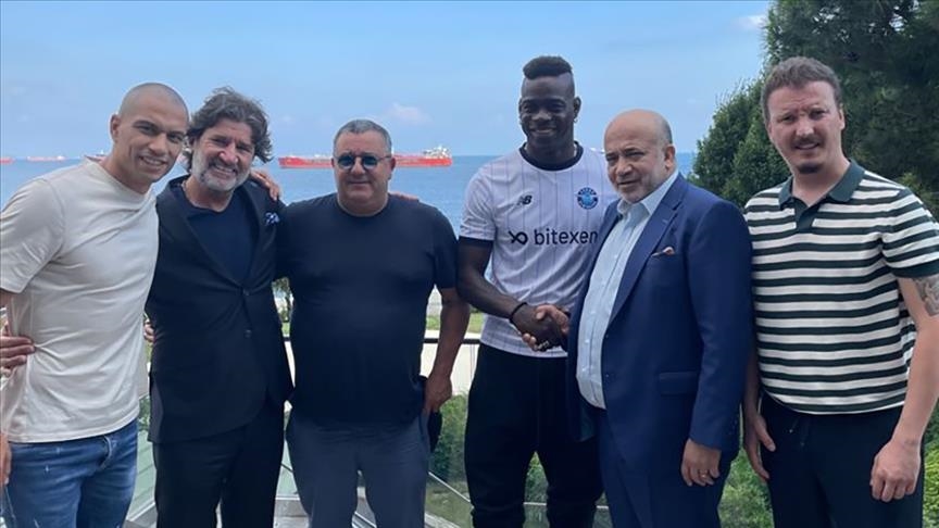 Mario Balotelli Karijeru Nastavlja U Turskoj Potpisao Za Adana Demirspor