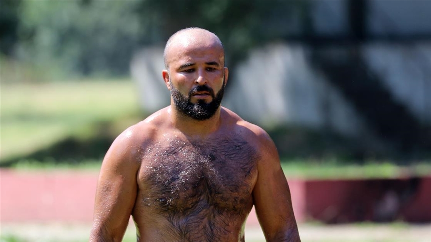 Başpehlivan Orhan Okulu, Kumluca ve Çalı Güreşleri'nden sonra Kırkpınar'da da birinciliği kaptırmak istemiyor