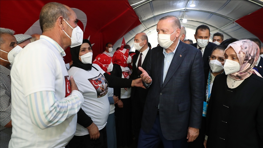 Turkish president’s visit to Diyarbakir raises hopes of families protesting PKK