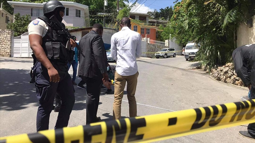 Haiti Devlet Başkanı Moise'ye suikast şüphelilerinden 15 Kolombiyalı ile 2 Amerikalı gözaltına alındı