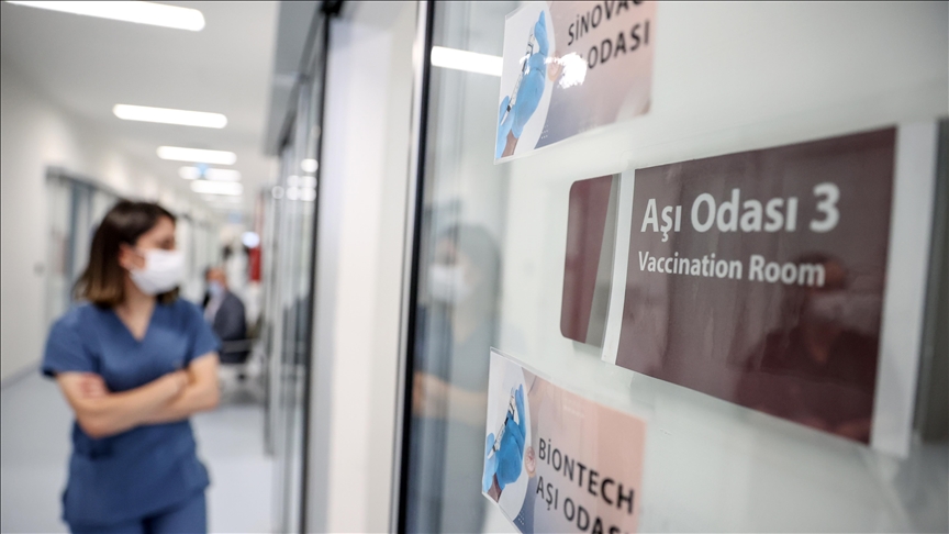 Turkey administers nearly 828,000 COVID-19 vaccine shots in 24 hours