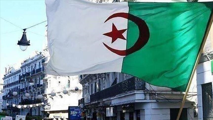 Algérie : le Premier ministre testé positif au coronavirus