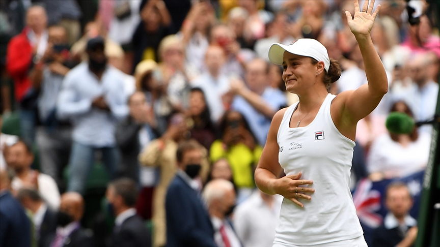 Wimbledon'da tek kadınların şampiyonu Barty oldu