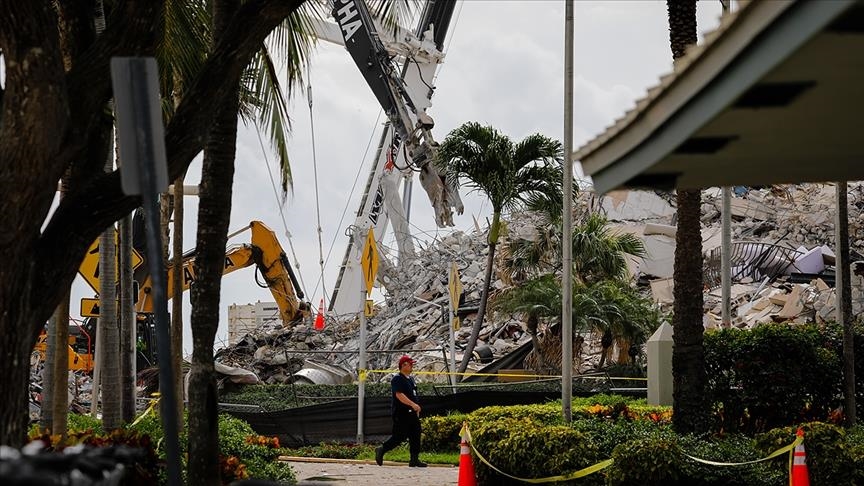 Death toll from Florida building collapse rises to 90: Mayor