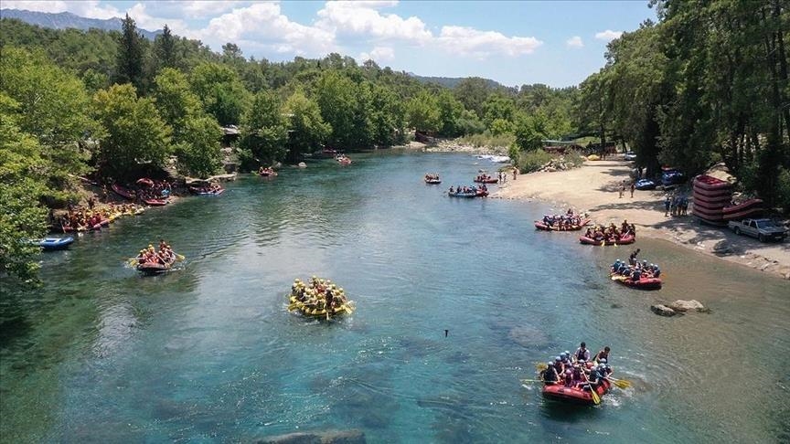 Turquie : plus de 307 000 touristes russes arrivent à Antalya en deux semaines