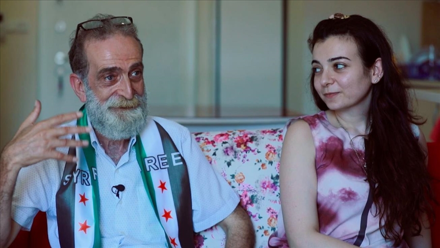 Político sirio se reencuentra con su hija en Turquía después de 12 años