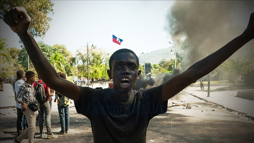 Haiti yeni bir kaos dönemine sürükleniyor.