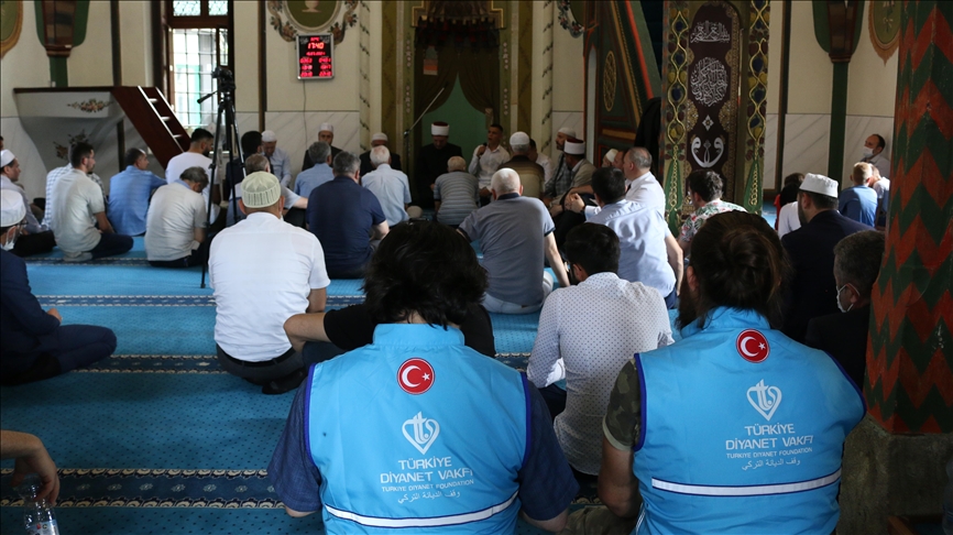 Priština: Upriličeno učenje Kur'ana i molitvi u čast Dana demokratije i nacionalnog jedinstva Turske