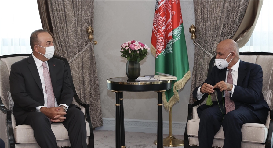 Turkey’s foreign minister discusses peace in Afghanistan with top leaders