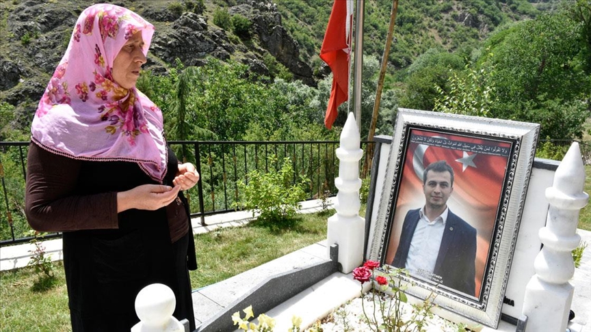 necmettin ogretmen sehadetinin 4 uncu yilinda unutulmuyor