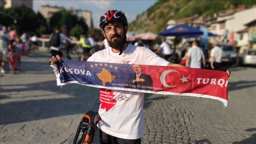 Prizren: Organizovana biciklistička tura u čast 15. jula