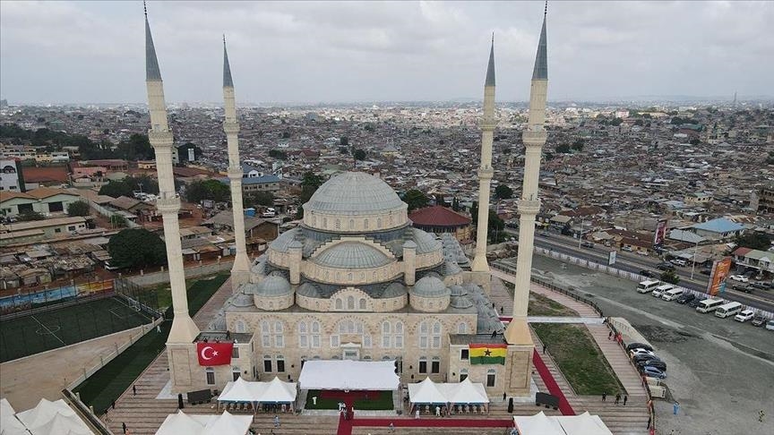 Ghana: la mosquée et le complexe construits par la Turquie ouvert au culte