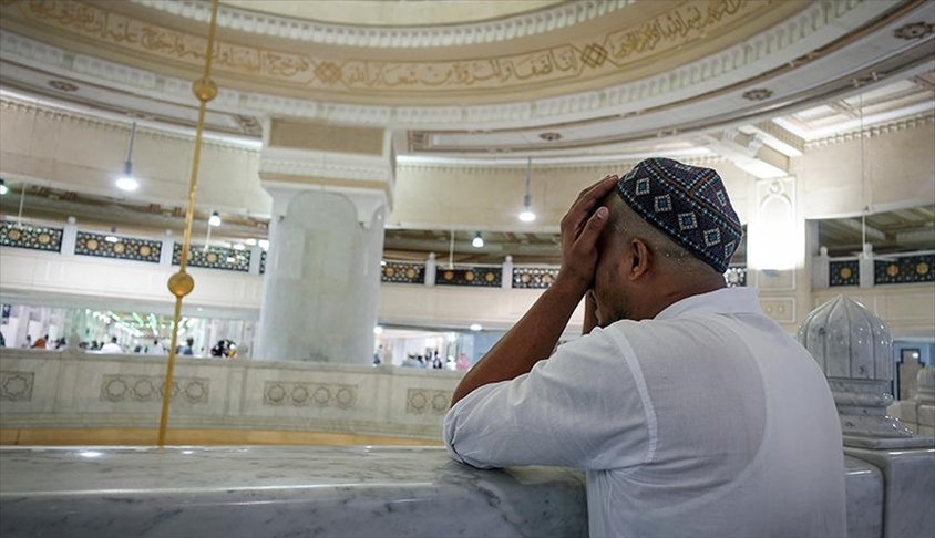 Por primera vez en 40 años Arabia Saudita permite mantener abiertos locales comerciales durante las oraciones musulmanas