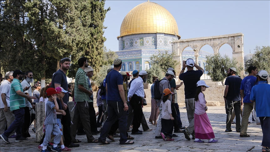 Scholars union calls for preventing Israeli extremists from storming Al-Aqsa