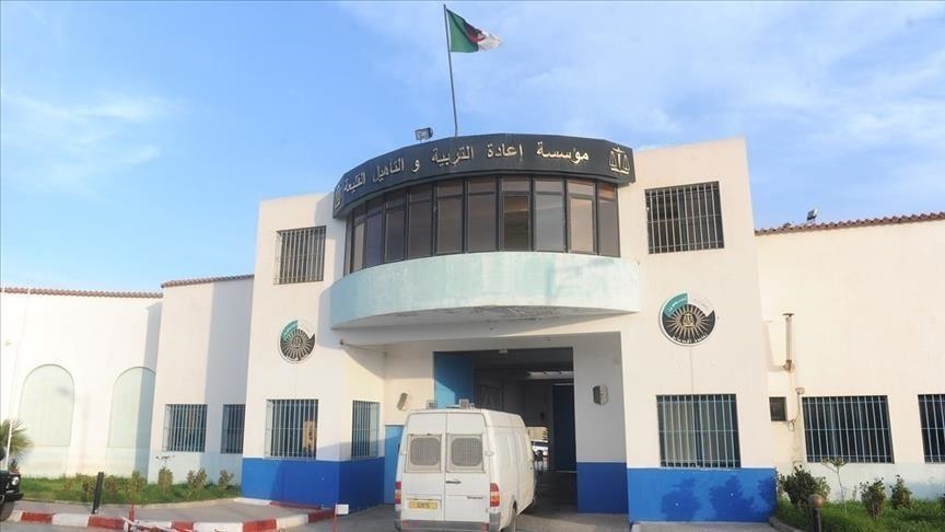 الجزائر.. عفو رئاسي يشمل قرابة 14 ألف سجين قبيل عيد الأضحى