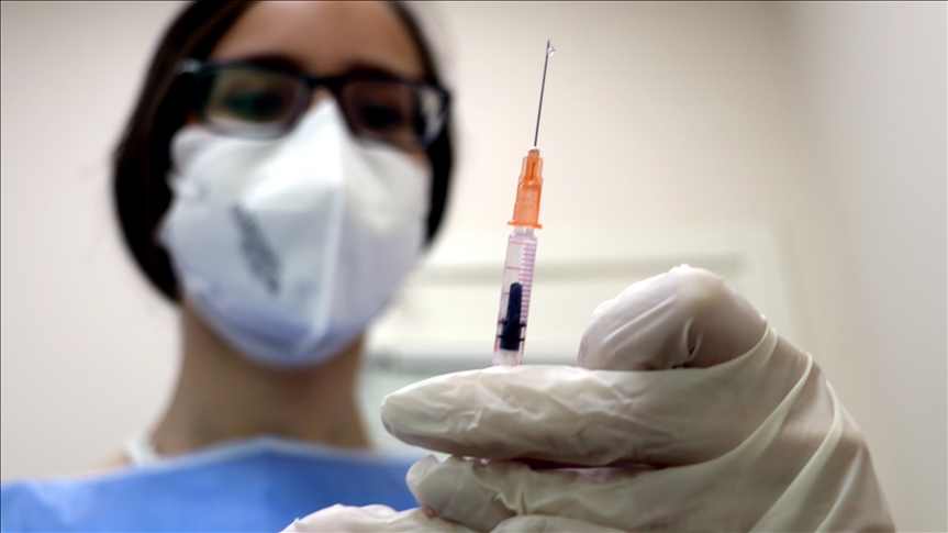 Aşı seferberliğine bayramda da devam edecek sağlıkçılardan maske, mesafe ve hijyen çağrısı