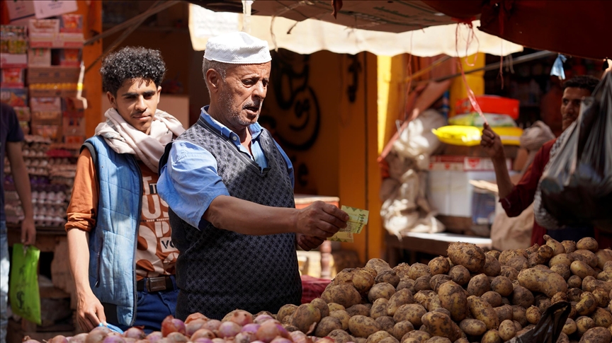 Price hikes dampen Eid joy in war-torn Yemen