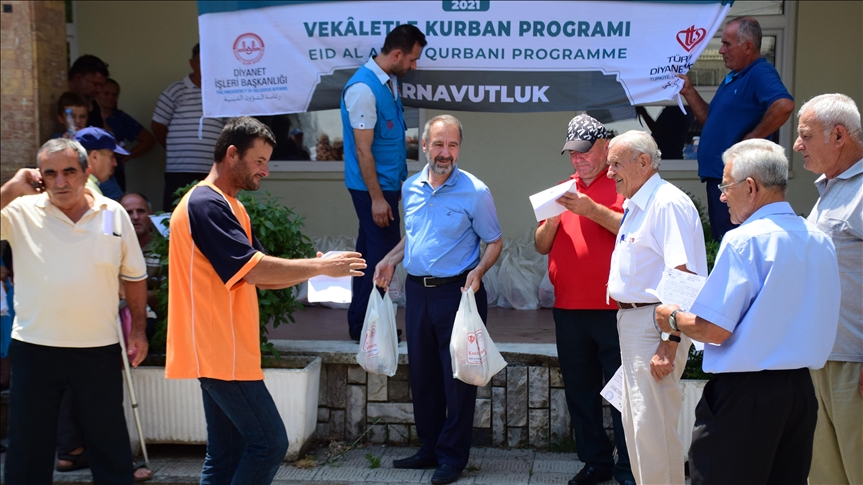 Shqipëri, Turqia ndihmon familjet në nevojë me rastin e Kurban Bajramit