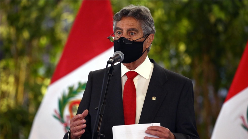 Francisco Sagasti invitó al presidente electo de Perú al Palacio de Gobierno para hablar sobre la transición del poder
