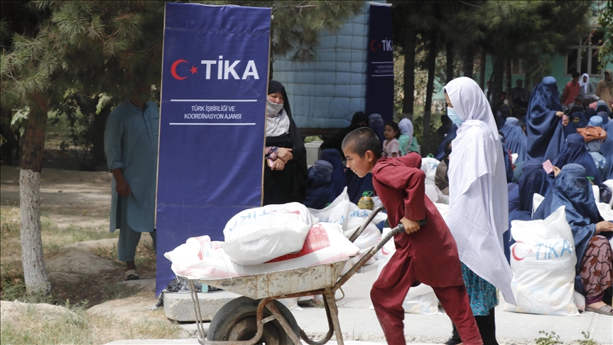 أفغانستان.. مساعدات غذائية تركية لـ 1500 أسرة متضررة من الحرب