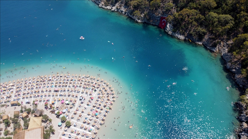 Turska: Plaže na egejskim obalama pune kupača i posjetilaca