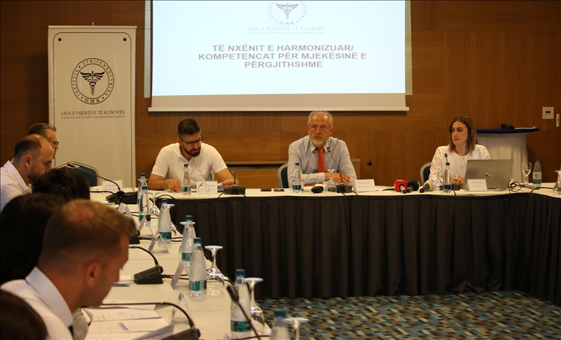 Kosovo: Medicinu godišnje završi oko 150 studenata, 145 napusti zemlju