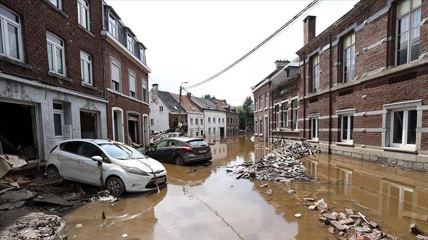 Во поплавите во Белгија смртно настрадаа 37 лица