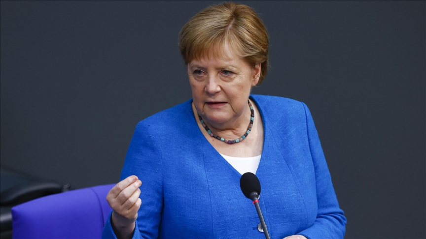 Merkel përshëndet marrëveshjen për "Rrjedhën Veriore 2", por pranon se ende ka mospajtime