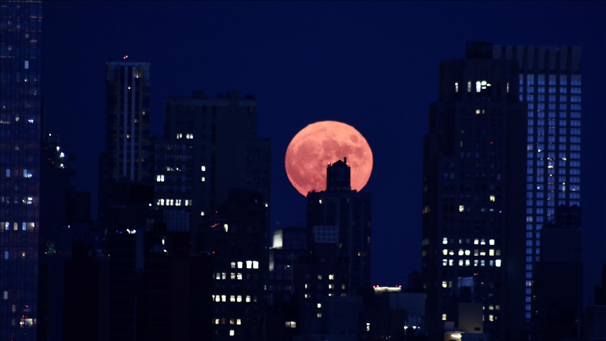 Hëna e plotë në New York