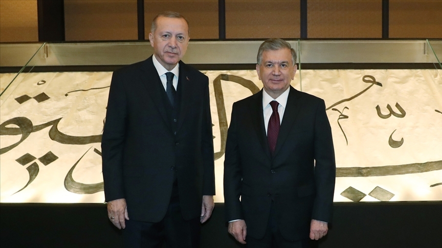 Cumhurbaşkanı Erdoğan, Özbekistan Cumhurbaşkanı Mirziyoyev ile telefonda görüştü