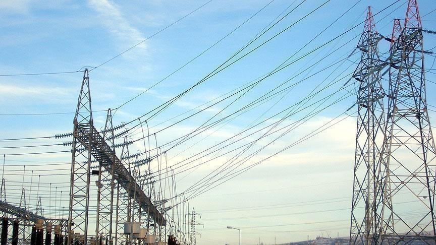 Lebanon inks deal to import 1 million tons of fuel from Iraq
