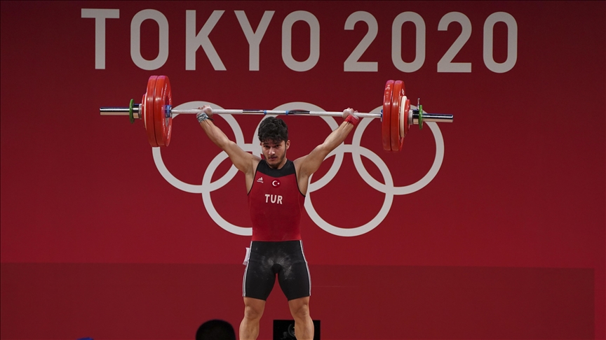 Milli halterci Muhammed Furkan Özbek, dereceye giremedi