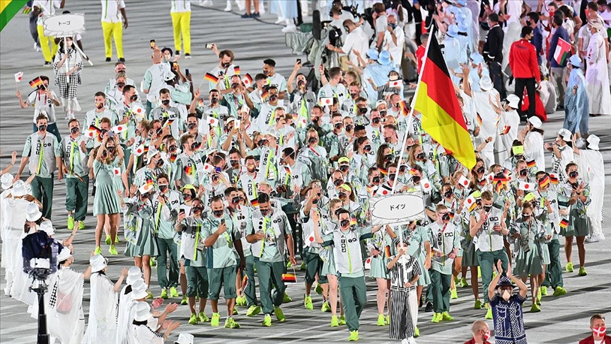 Alman kadın cimnastikçiler, Tokyo 2020 müsabakalarına tüm vücudu örten mayolarla katıldı
