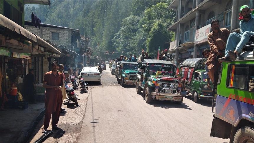2 killed in Pakistan-administered Kashmir election violence