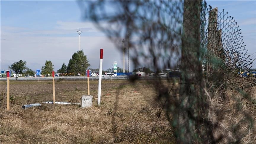 Austria kerahkan tambahan militer hentikan arus migrasi