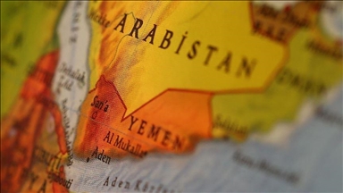 Arabia Saudite intercepton raketë balistike dhe dronë të armatosur të rebelëve Huthi