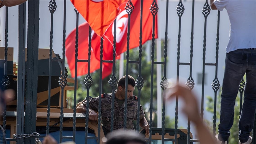 Tunus Seçim Komisyonu Başkanı: Cumhurbaşkanı Said'in kararı şok edici, anayasayla bağdaşmıyor