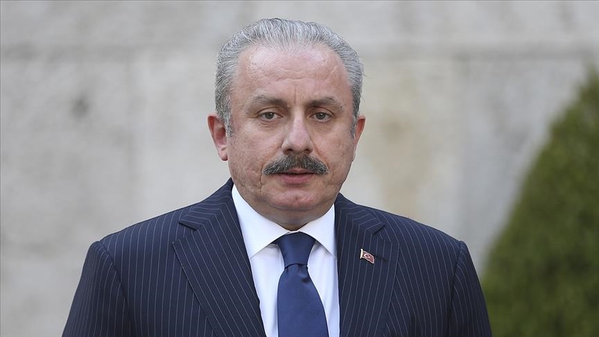 Le chef du Parlement turc, Sentop : "Le peuple tunisien défendra l'ordre constitutionnel"