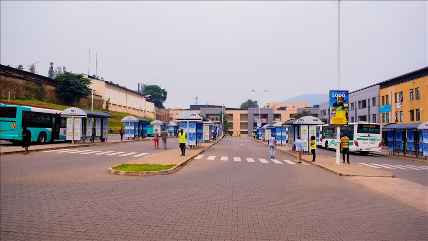 Rwanda extends lockdown amid Delta variant spike