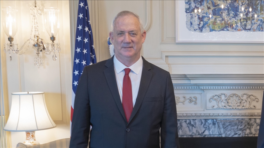 İsrail Savunma Bakanı Gantz casus yazılım Pegasus’u görüşmek üzere Fransa’ya gidiyor