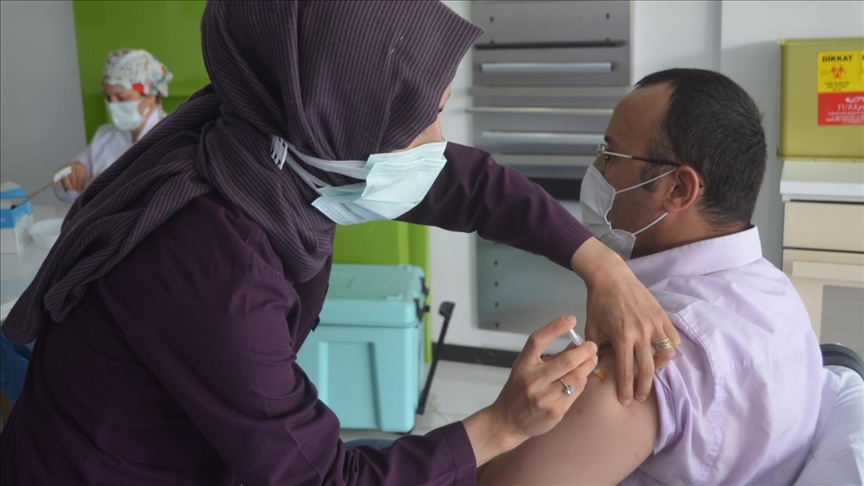 Turkey administers over 68.7M COVID-19 vaccine shots so far